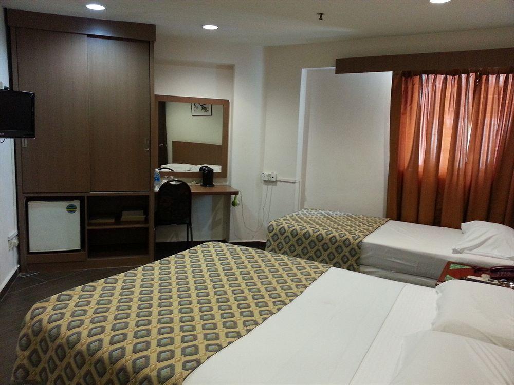 Oyo 106 Beach Hotel Singapura Luaran gambar