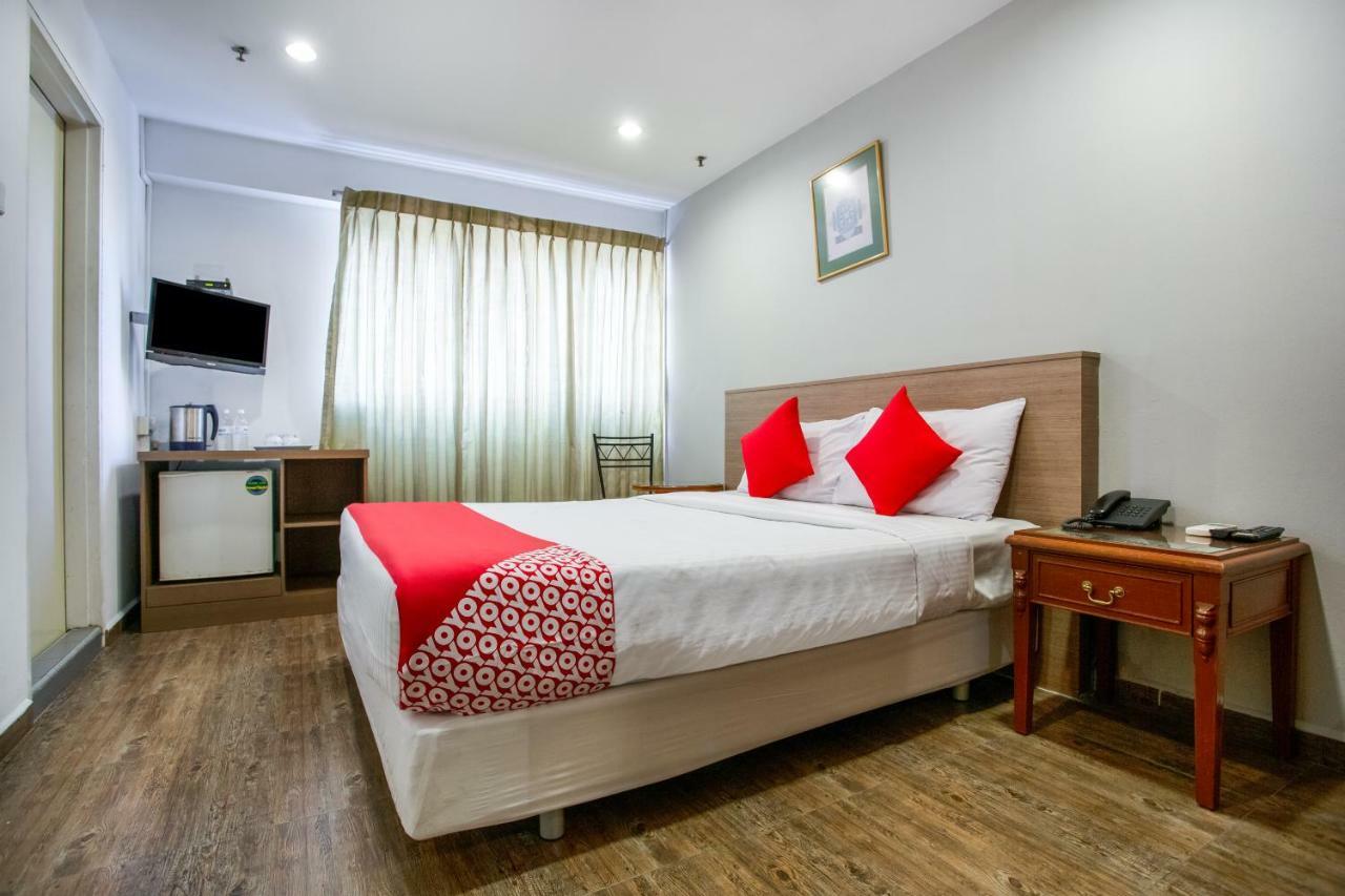 Oyo 106 Beach Hotel Singapura Luaran gambar