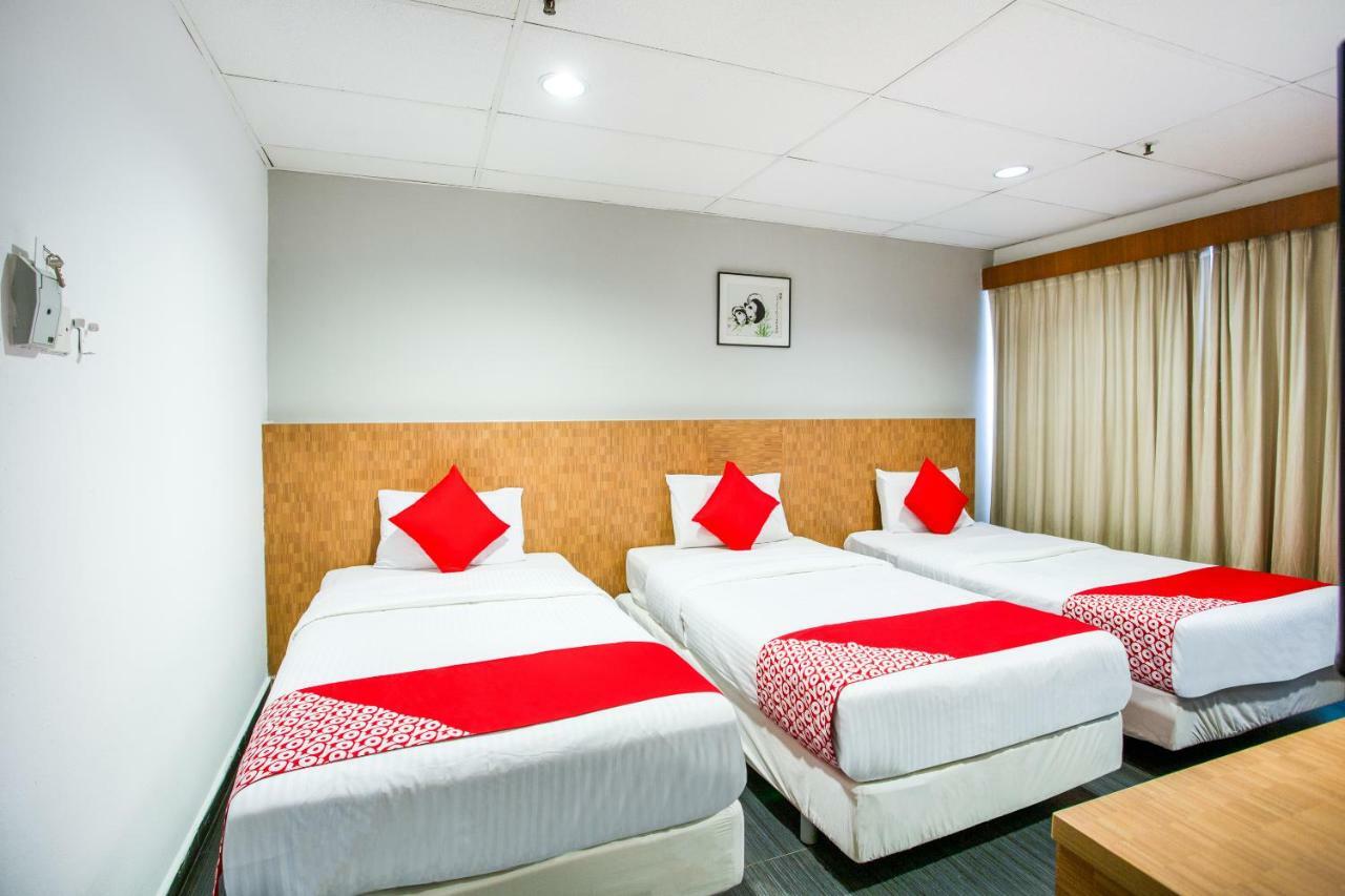 Oyo 106 Beach Hotel Singapura Luaran gambar