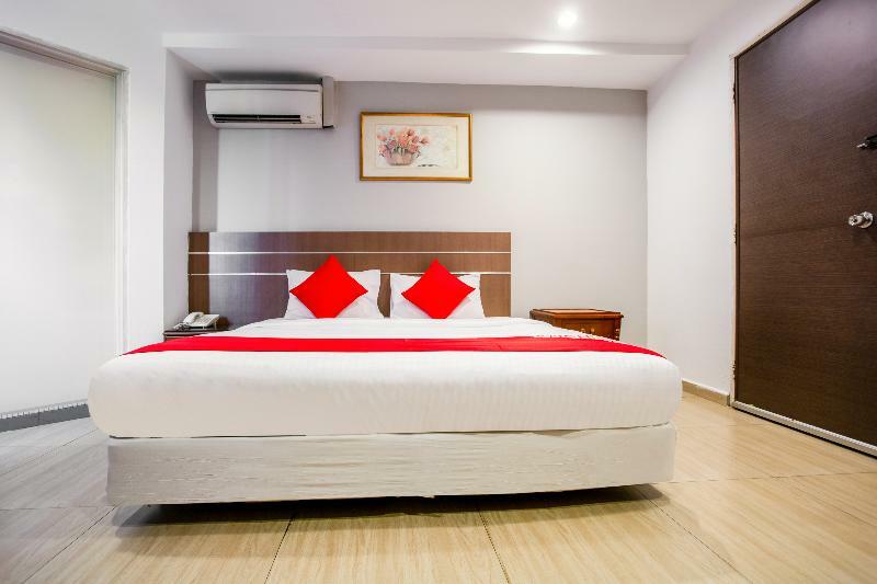 Oyo 106 Beach Hotel Singapura Luaran gambar